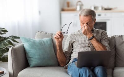 Should You Choose Cataract Surgery in Kansas City or a Non-Surgical Alternative?